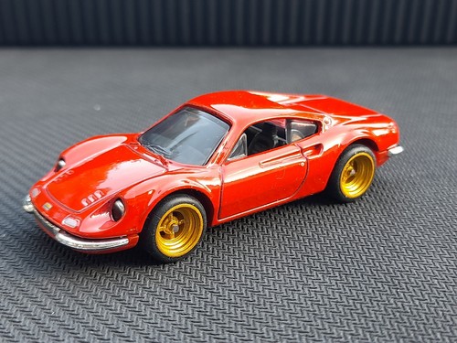 Hot wheels ferrari dino 206gt - wheels,